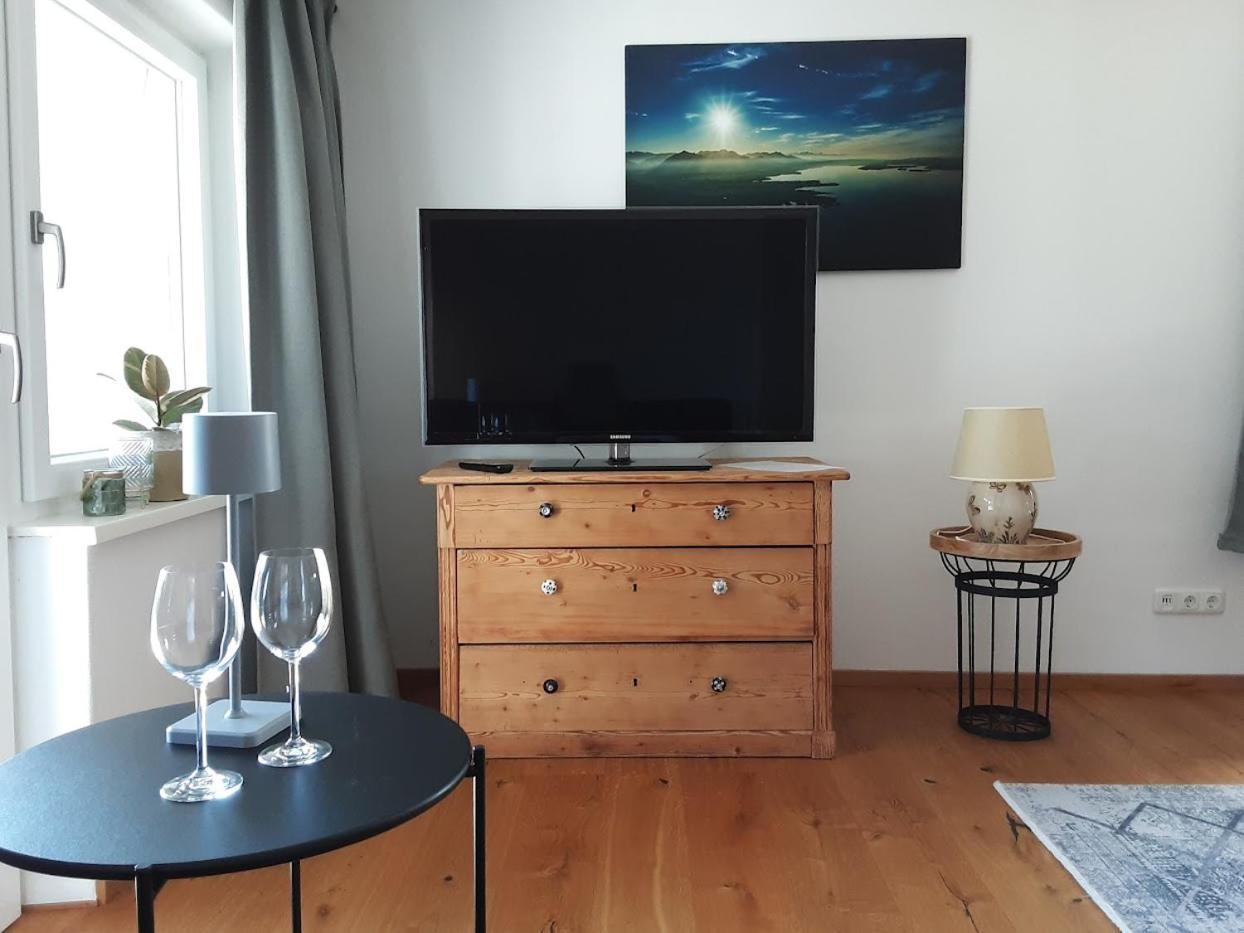 Ferienwohnung Poelzl Хеминг Екстериор снимка